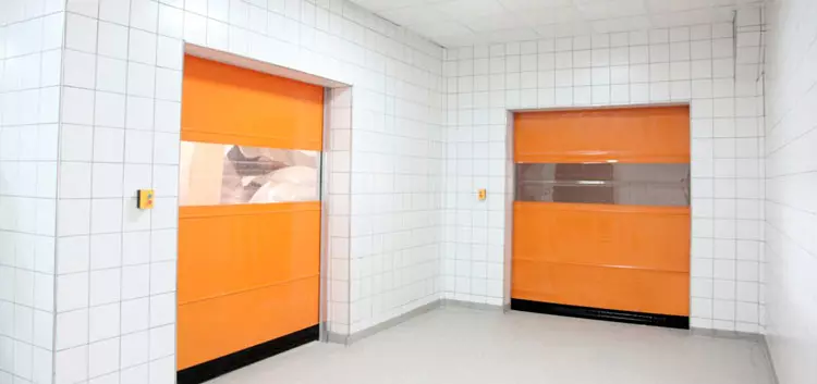 Porte PVC à Grande Vitesse